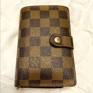 Used Louis vuitton wallet damier ebene